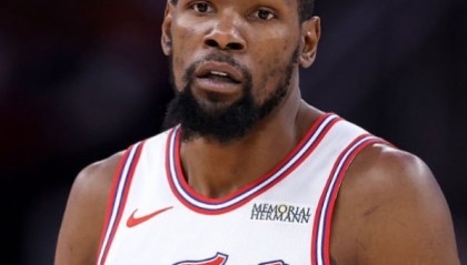 杜兰特37岁后22场30+得分，罚球少于10次创NBA纪录|凯文·杜兰特|体育数据分析|凯文-杜兰特|命中率|球员_新浪体育_新浪新闻
