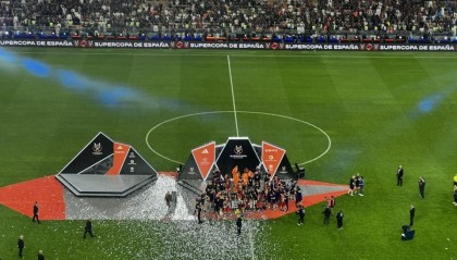 pp电子-输不起？皇马拒为巴萨列队+姆总率众将离场 阿隆索：不看重的奖杯