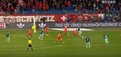 1774655426798018339.gif 瑞德85.gif